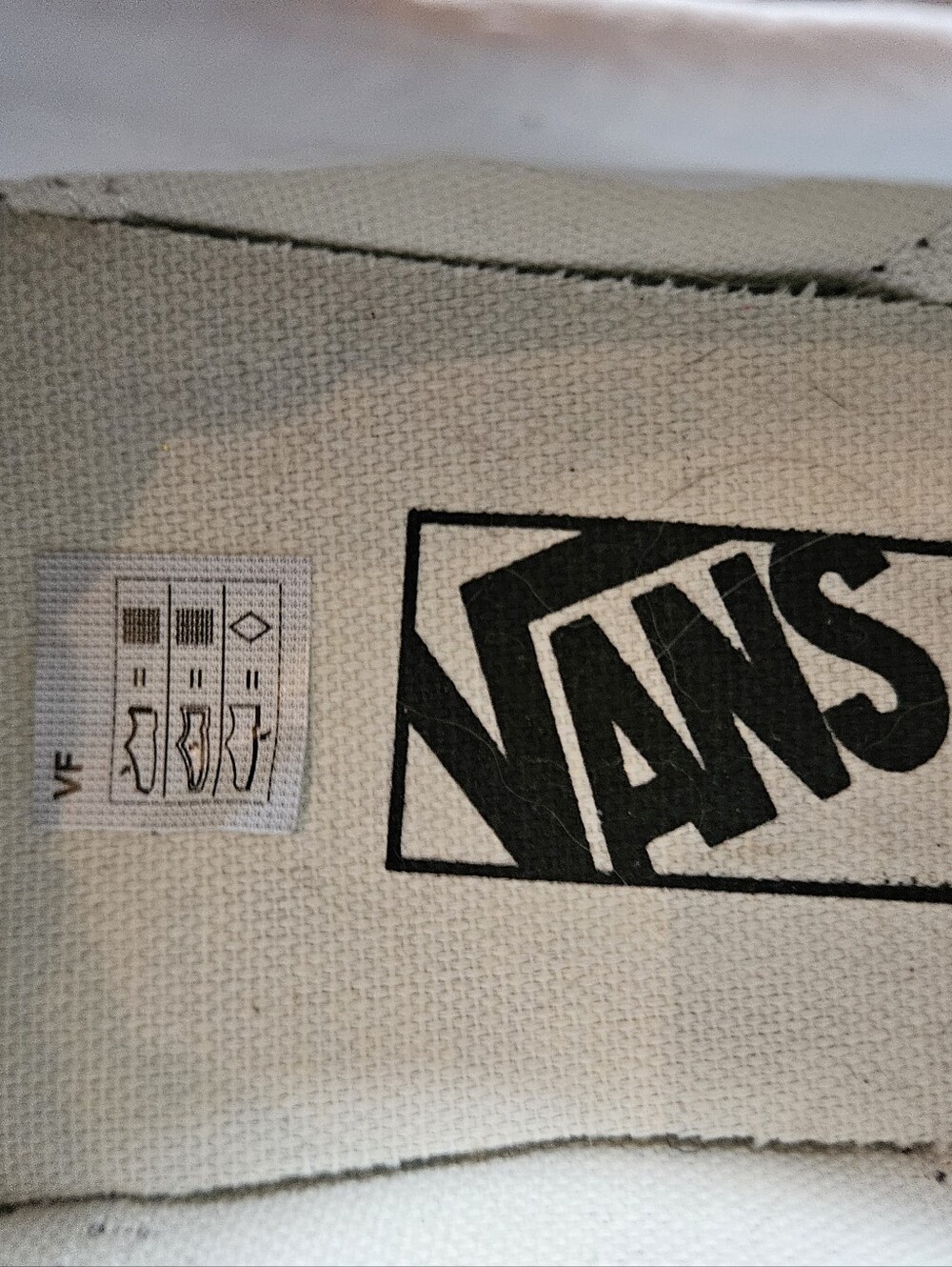 Vans Era Mixed Animal Ladies Sneakers - Picture 4 of 8